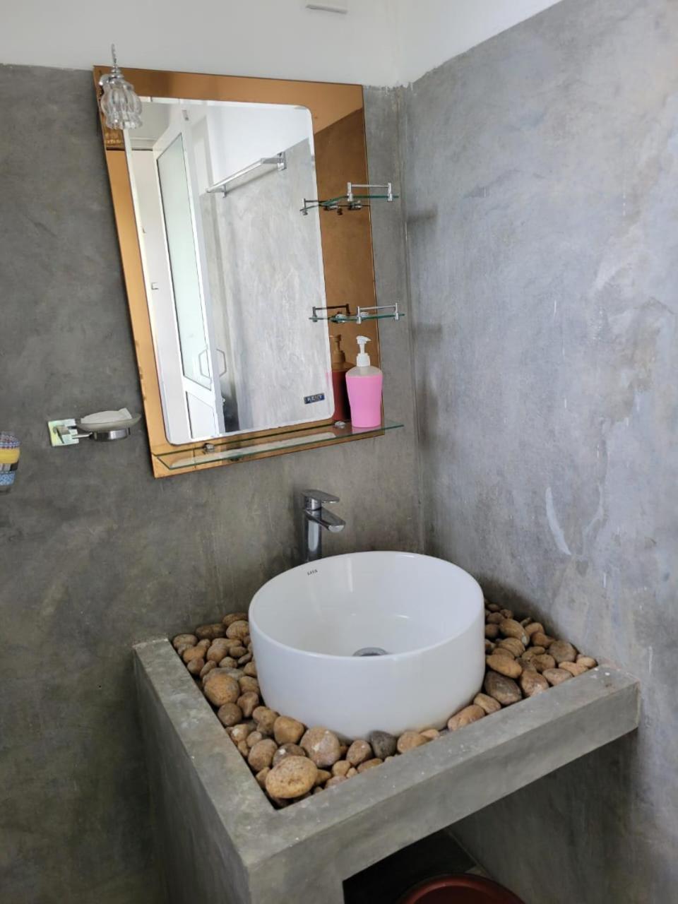 T-More Hotel & Hostel Ella Ngoại thất bức ảnh