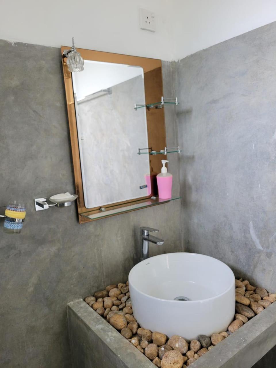 T-More Hotel & Hostel Ella Ngoại thất bức ảnh