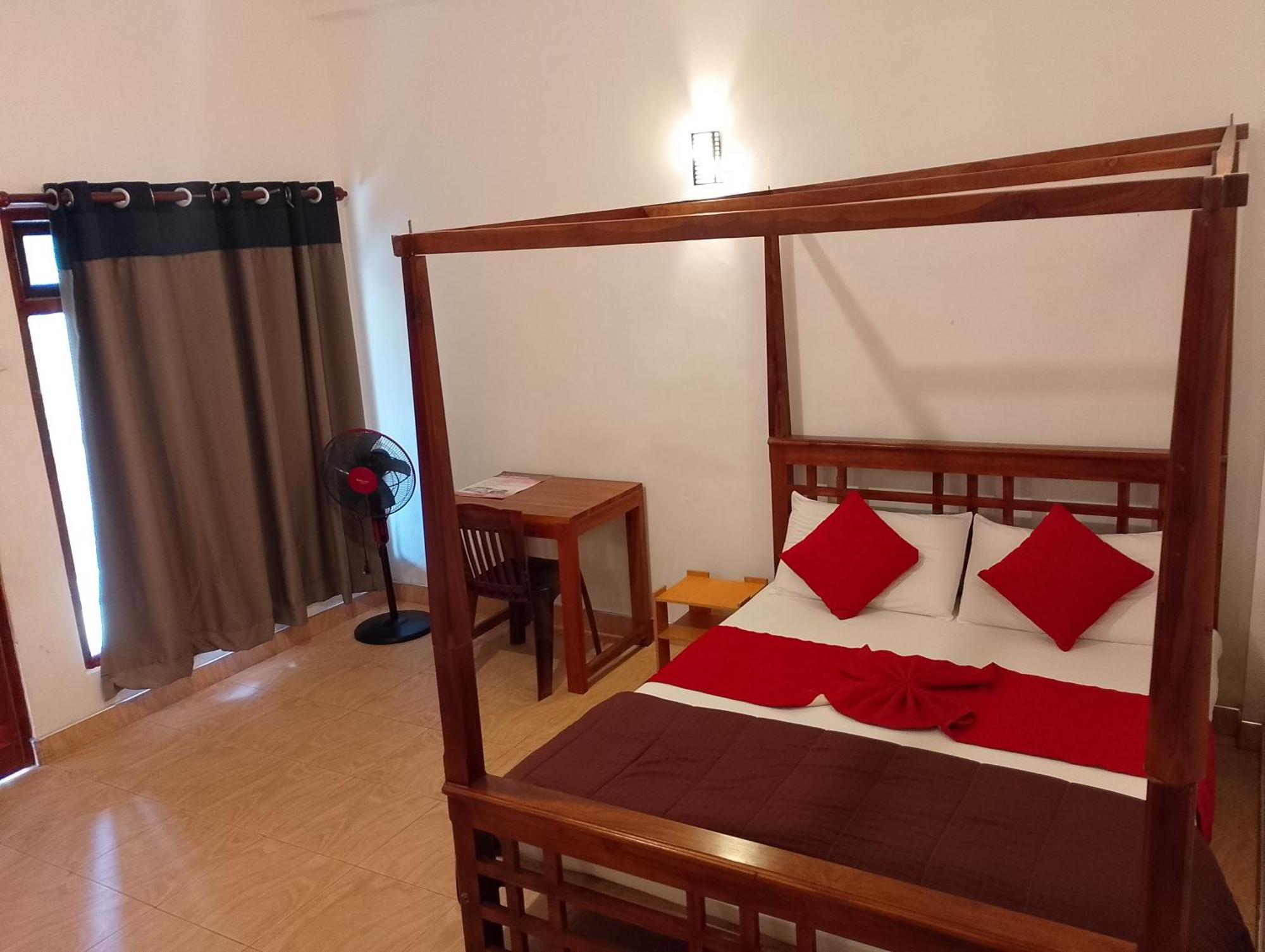 T-More Hotel & Hostel Ella Phòng bức ảnh